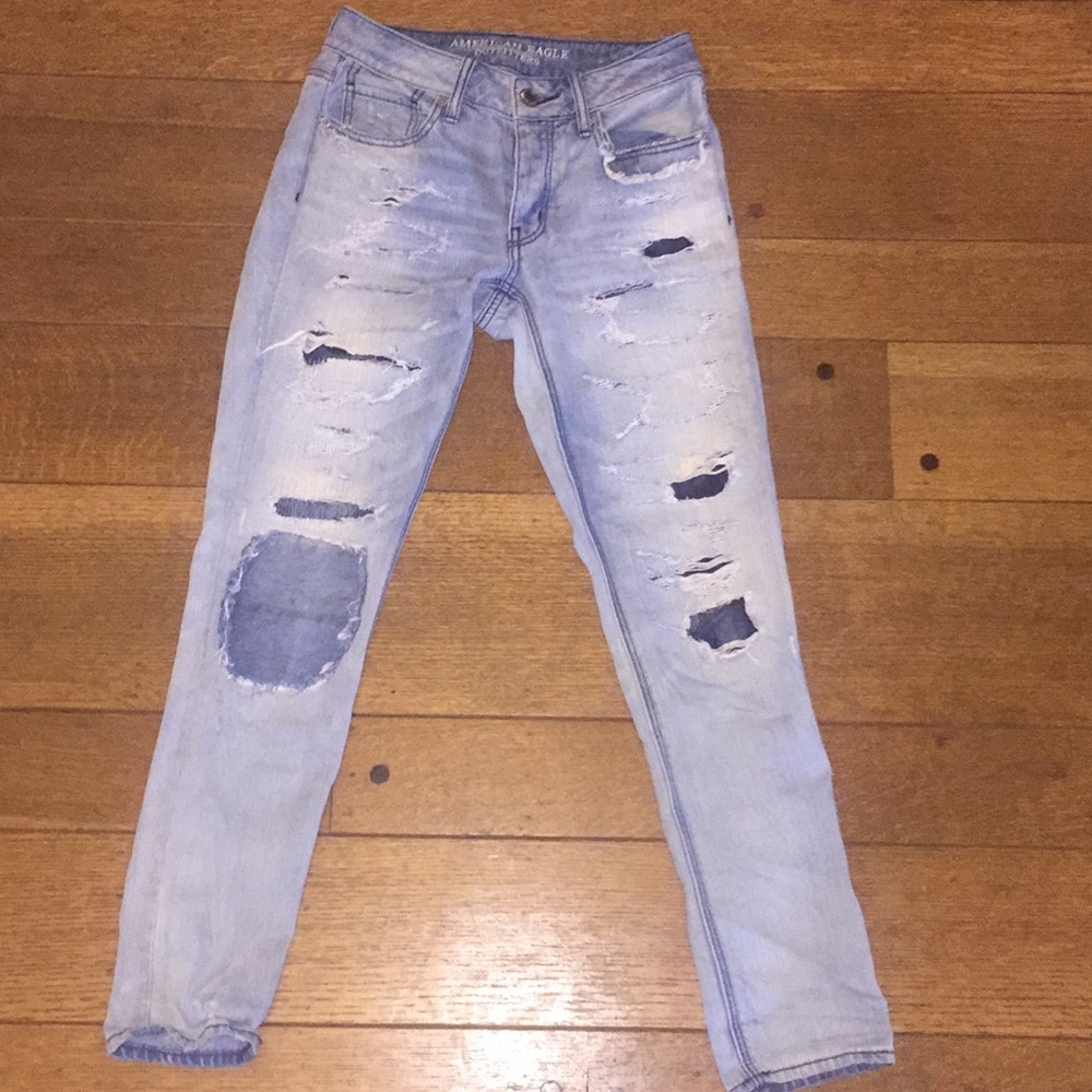 American Eagle ripped boyfriend jeans